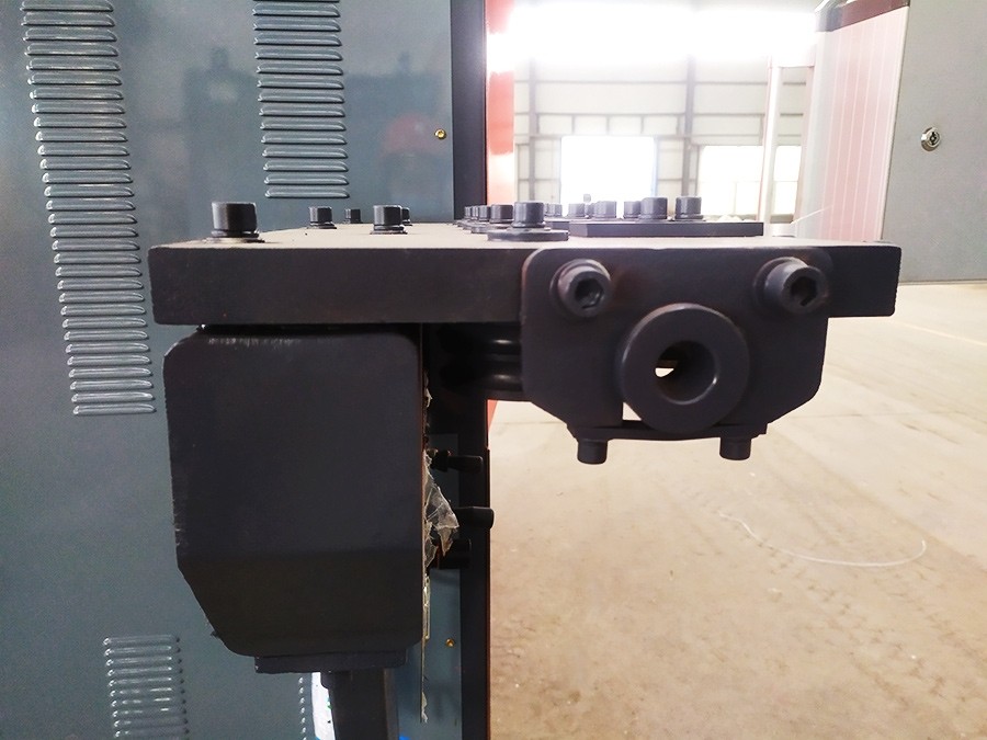 如何避免運(yùn)作的故障 延遲數(shù)控彎箍機(jī)的易損件壽命呢？